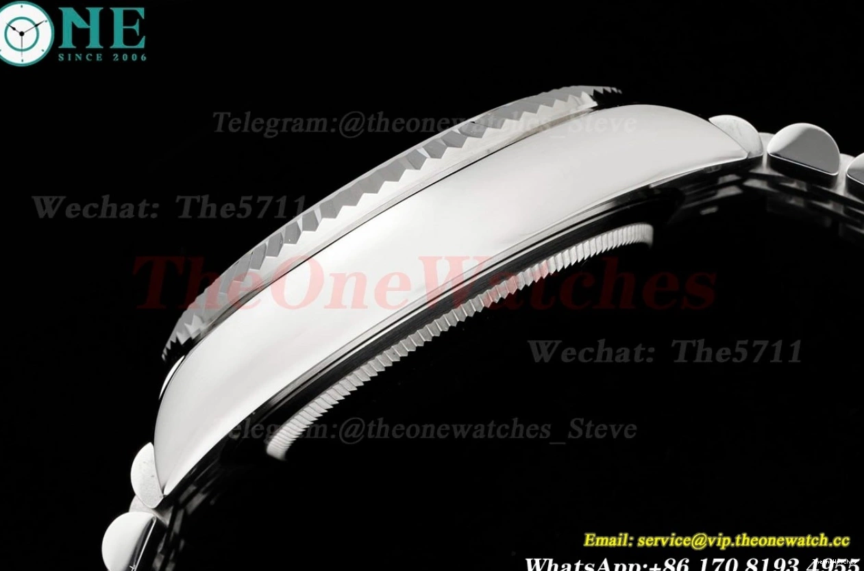 A9001 Stk SS  Jubilee FNF SkyDweller Blue 326934 SS 42mm 0430